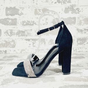 New MARC FISHER LTD Angelo Ankle Strap Heel Sandal in Black Suede i781